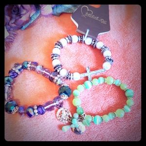 ❤️  3 Chunky Bead Bracelets